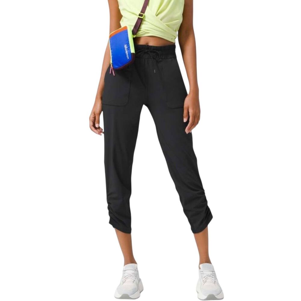 Lululemon Beyond The Studio Crop Capri Pants Black Size 6 Adjustable Hem Waist